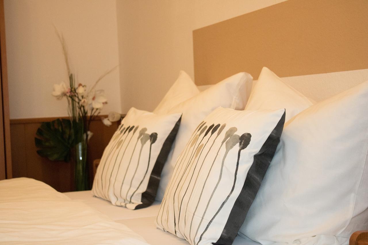 Stadthotel Russelsheim Bagian luar foto