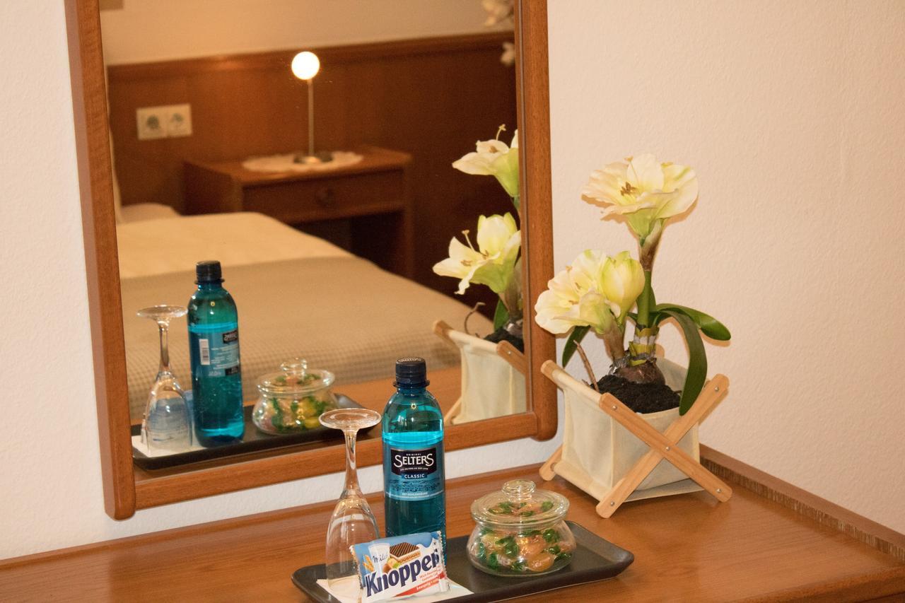 Stadthotel Russelsheim Bagian luar foto